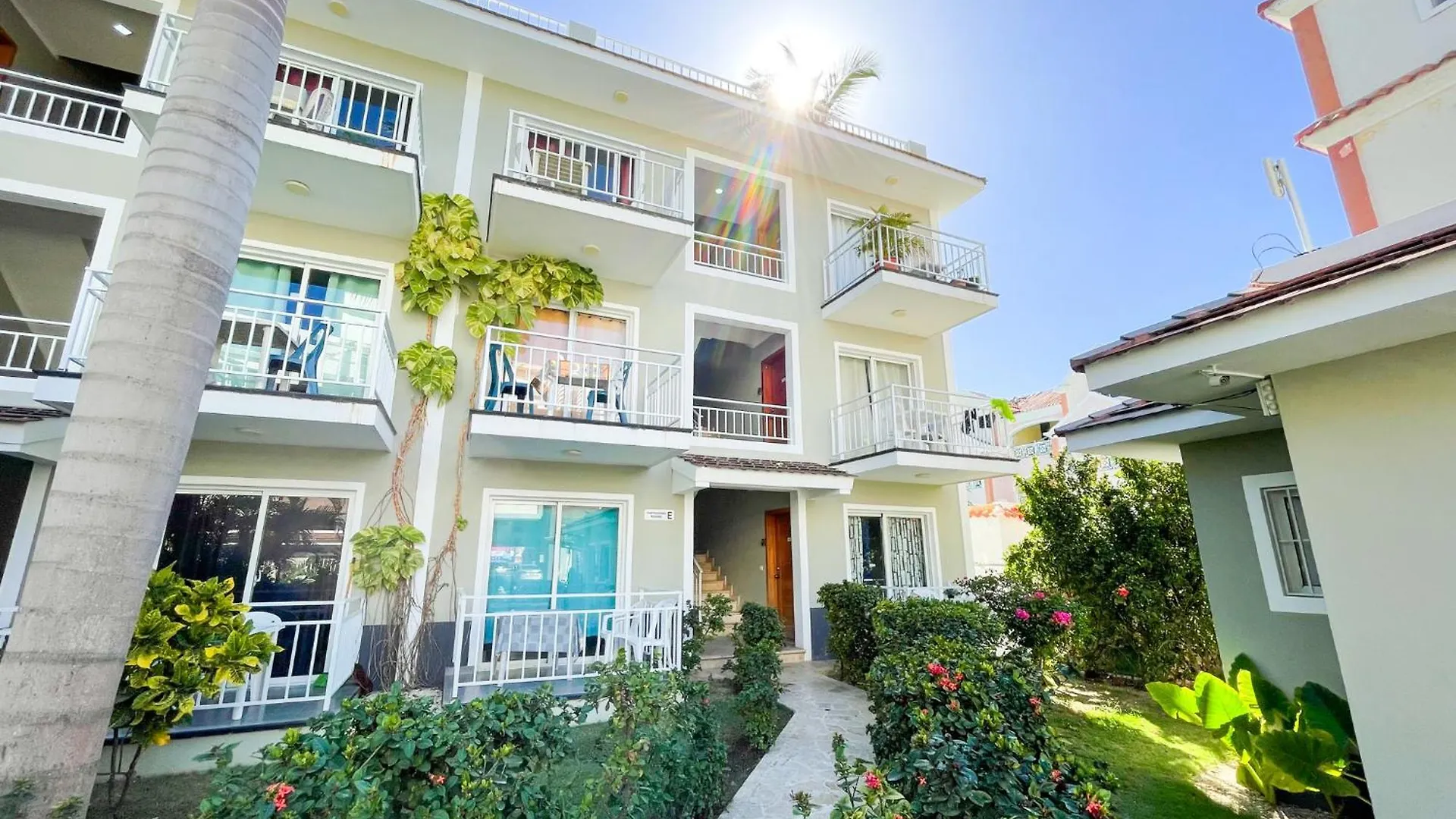 Hotel Bavaro Los Corales Sol Caribe Studios Rooms Deluxe Wifi Parking Beach Club & Spa Punta Cana